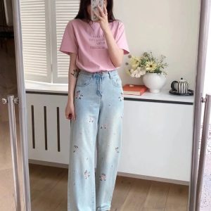 Floral Fantasy Wide-Leg Jeans: Embrace Y2K and 90s Fashion Vibes