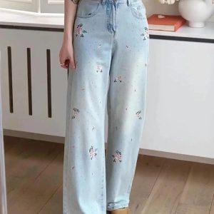 Floral Fantasy Wide-Leg Jeans: Embrace Y2K and 90s Fashion Vibes