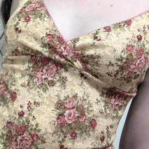 Floral Lace Vintage Top: Y2K Aesthetic for Effortless Summer Style