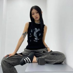 Gothic Ink Muscle Top: Y2K Grunge Aesthetic for Bold Summer Outfits