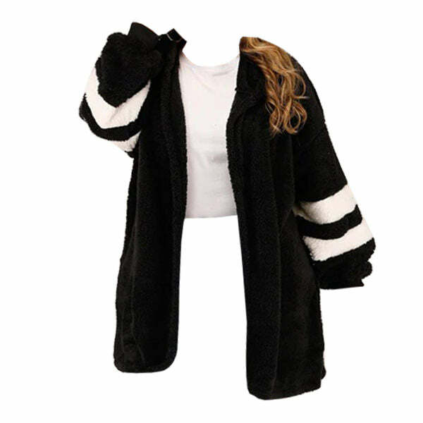 How I Do Y2K Faux Fur Jacket: Trendy Grunge & 2000s Fashion Essential