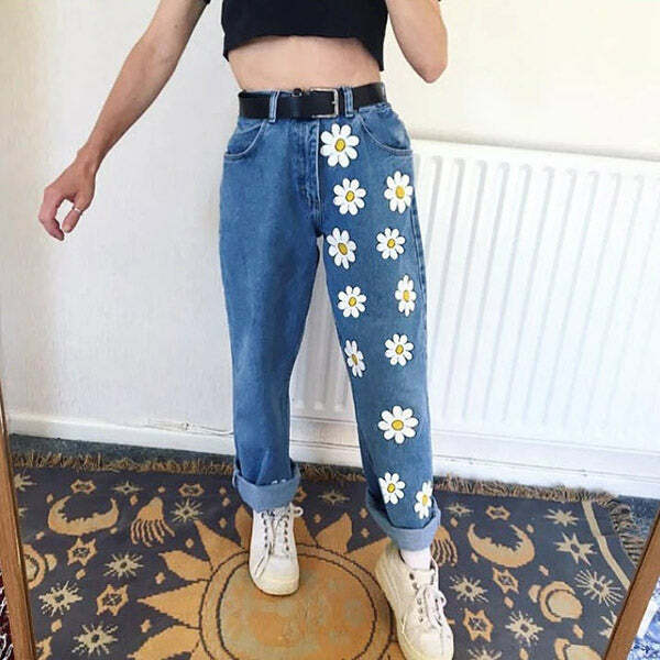 Trendy Y2K Mom Jeans: Vintage-Inspired Baggy Jeans for Effortless Style