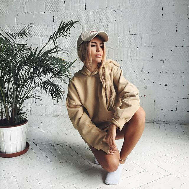 Trendy Y2K Nude Hoodie: Perfect for Summer Outfits & Grunge Aesthetic