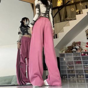 Trendy Y2K Pink Wide-Leg Cargo Pants for Summer Streetwear Style