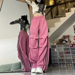 Trendy Y2K Pink Wide-Leg Cargo Pants for Summer Streetwear Style