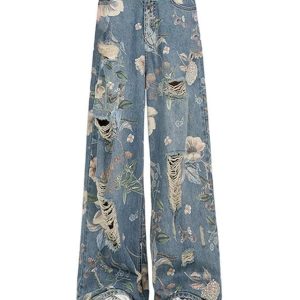 Vintage Floral Wide-Leg Jeans: Y2K Aesthetic Summer Outfit Essential