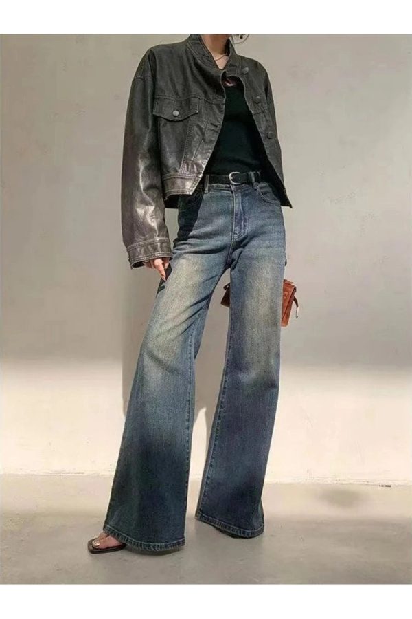 Vintage Y2K Flare Jeans: Embrace 90s Fashion with a Modern Twist