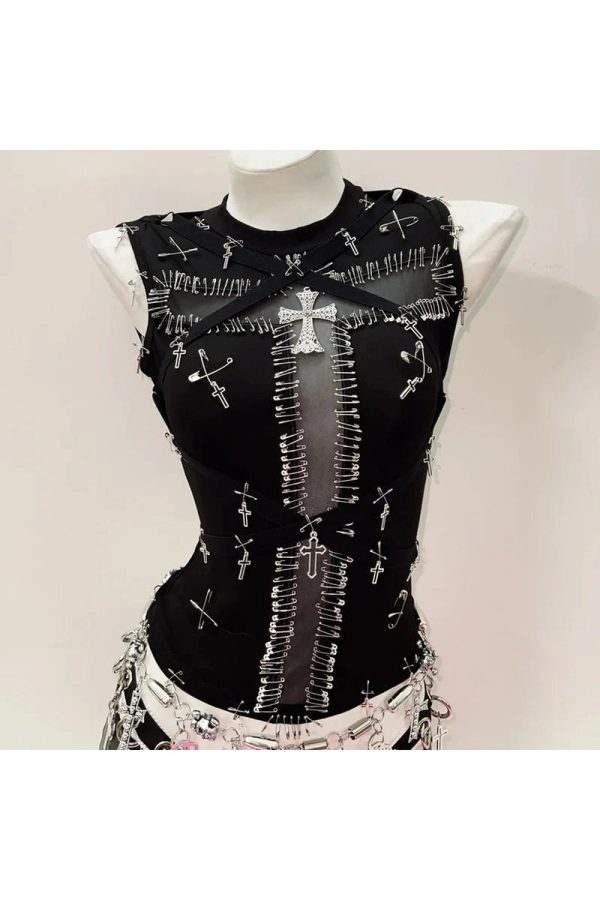 Y2K Grunge Aesthetic Safety Pin Cross Punk Top for Bold Fashionistas