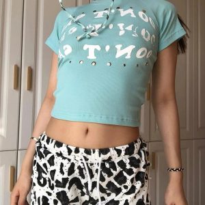 Y2K Grunge Aesthetic Studded Graphic Baby Tee for Trendy Summer Outfits