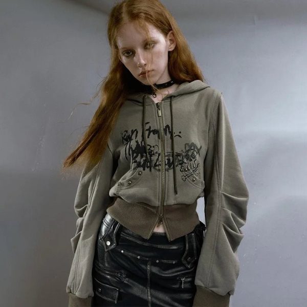 Y2K Grunge Street Edge Hoodie: Trendy 90s Fashion for Bold Outfits