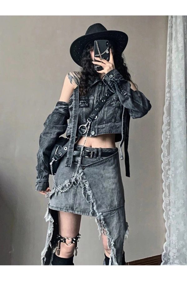 Y2K Shredded Denim Set: Grunge Style for Effortless Summer Outfits