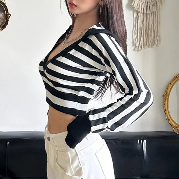 Y2K Striped Shadow Crop Hoodie: Trendy Grunge Aesthetic for Summer Outfits